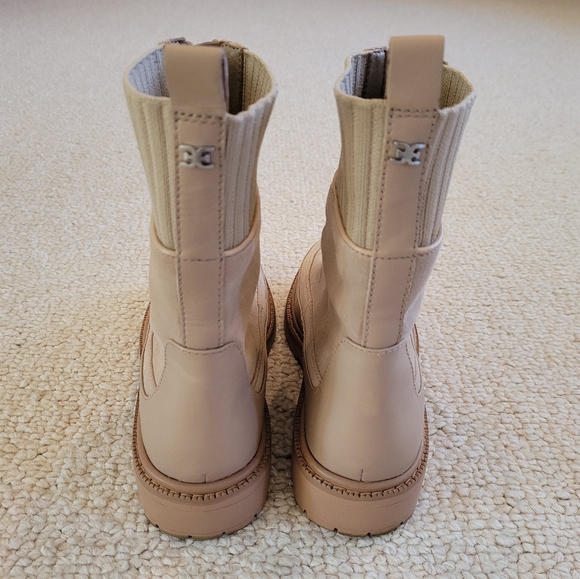 Sam Edelman Leone Leather Lug Chunky Sole Chelsea Boots Size 8.5M Suede. - Picture 7 of 13